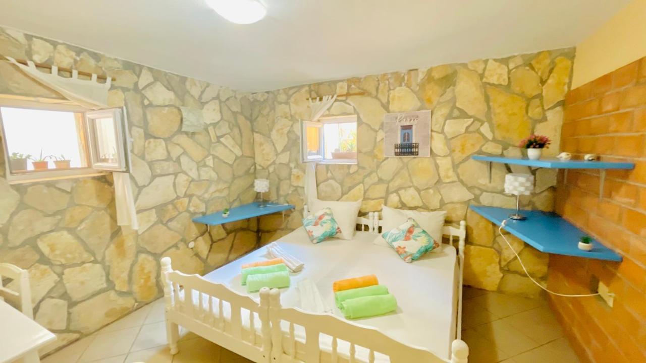 Colorful And Happy Apartment Sukosan - With Parking エクステリア 写真