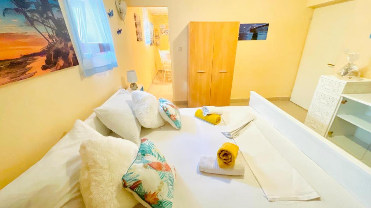 Colorful And Happy Apartment Sukosan - With Parking エクステリア 写真