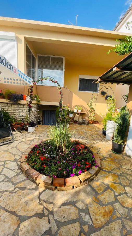 Colorful And Happy Apartment Sukosan - With Parking エクステリア 写真
